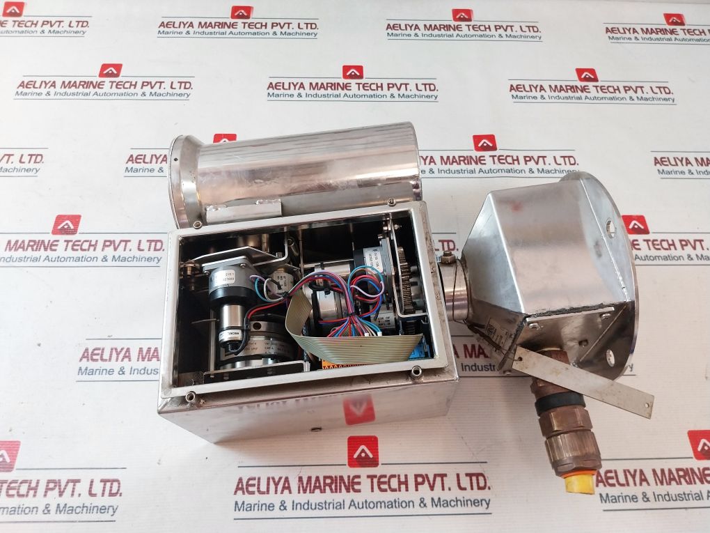 Hernis Pt9/300 (Ip66) Ptz Camera Station 50/60Hz