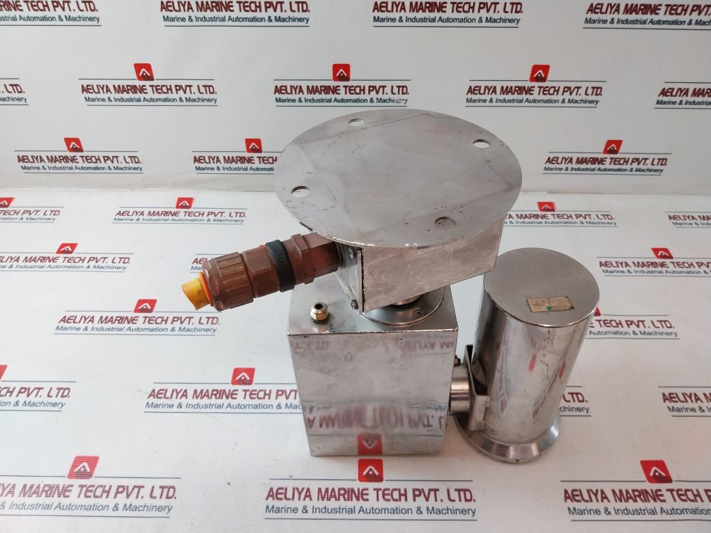 Hernis Pt9/300 (Ip66) Ptz Camera Station 50/60Hz