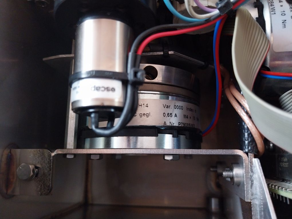 Hernis Pt9/300 (Ip66) Ptz Camera Station 50/60Hz