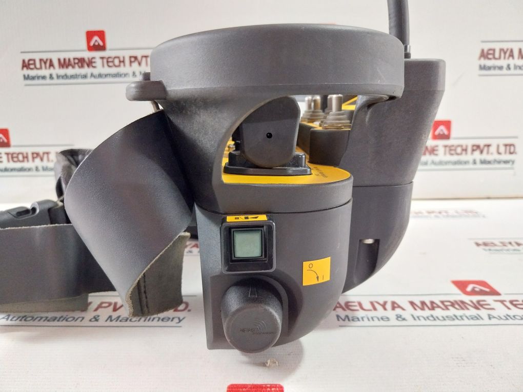 Hetronic Nova-xl-k-ex2-iic Radio Remote Control Transmitter