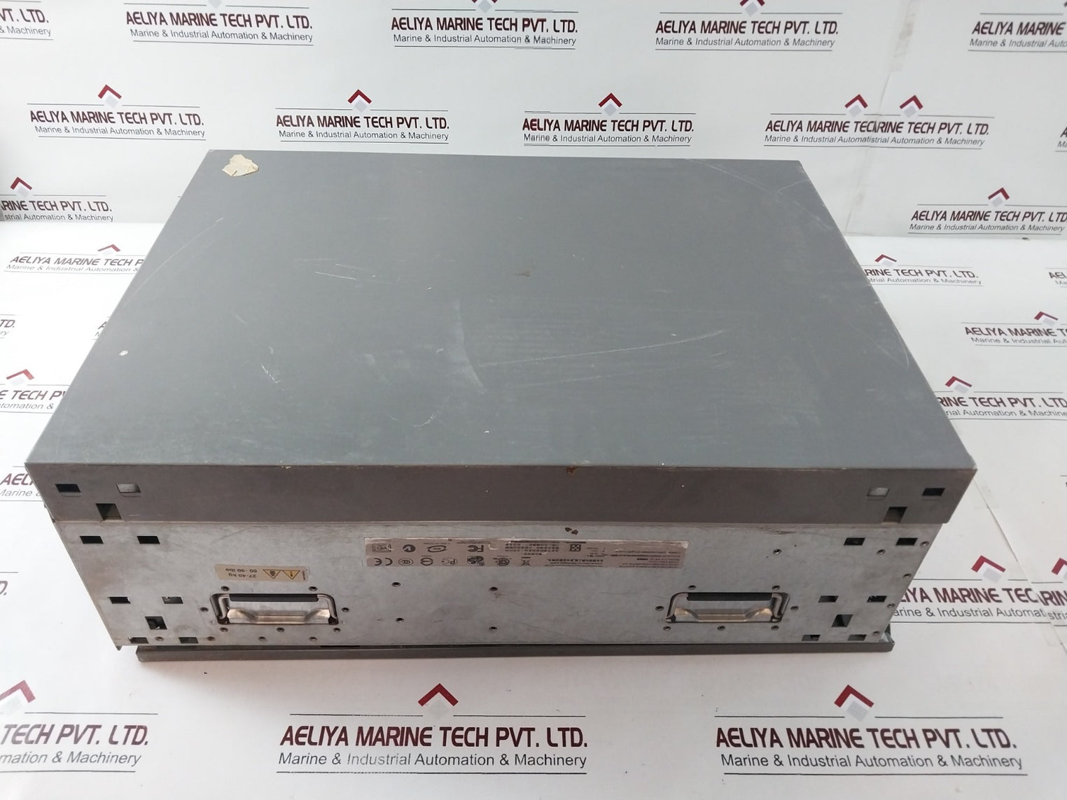 Hewlett-packard 293765-001 Hp Proliant Ml370 Generation 4 Server