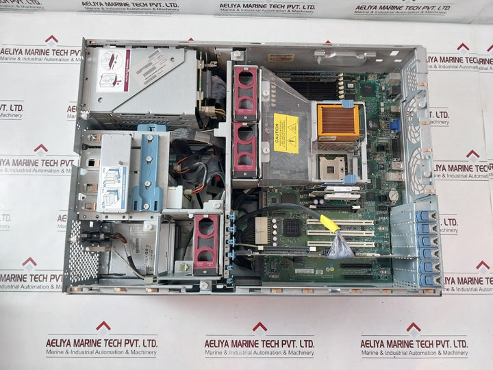 Hewlett-packard 293765-001 Hp Proliant Ml370 Generation 4 Server