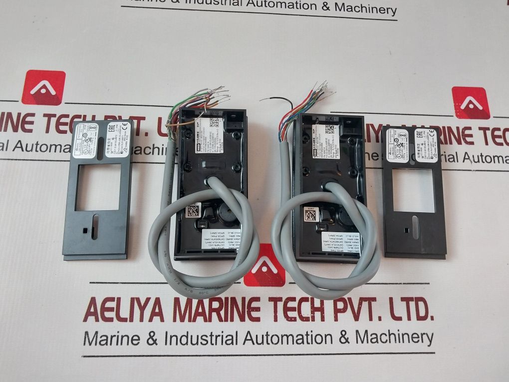 Hid Global 900Ntnnek00000 Se R10 Mini Mullion Reader Plt-01579 Rev A.5