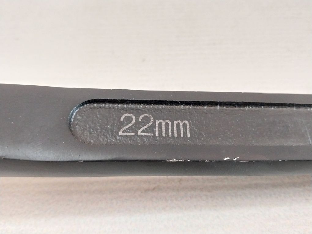 22-24 High Grade Multi-purpose Ratchet Wrench