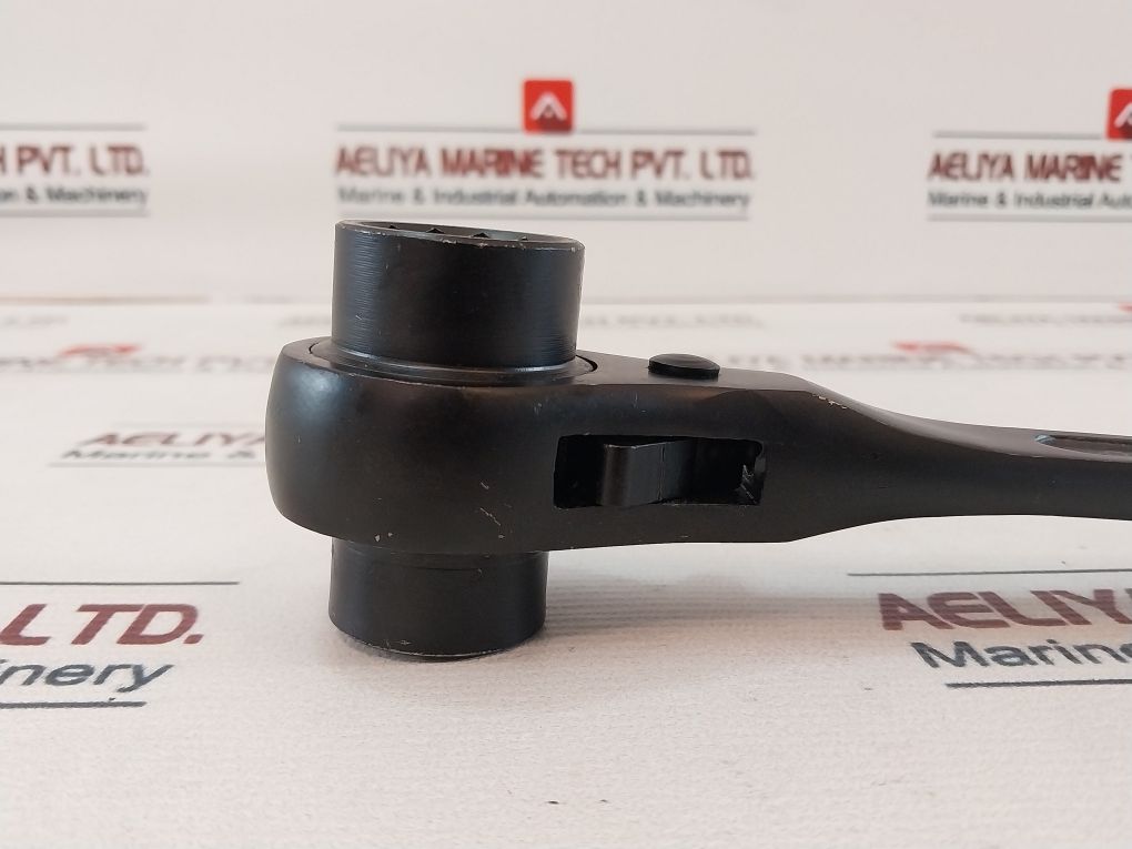 22-24 High Grade Multi-purpose Ratchet Wrench