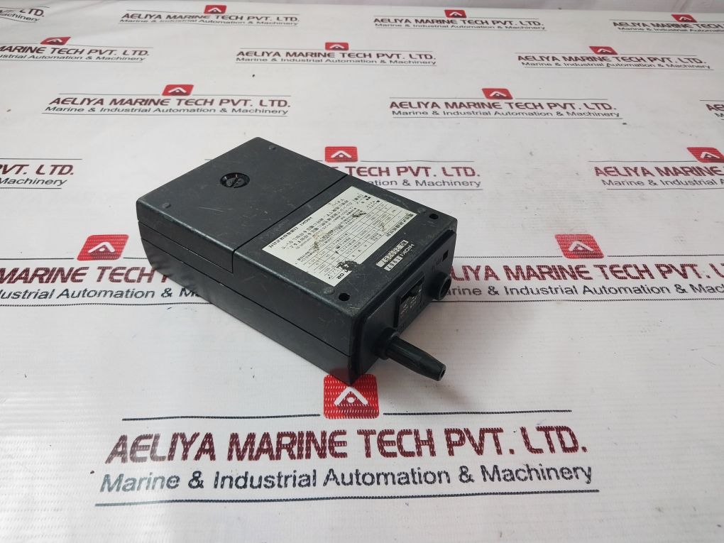 Hioki 3111-02 MΩ Hi Tester