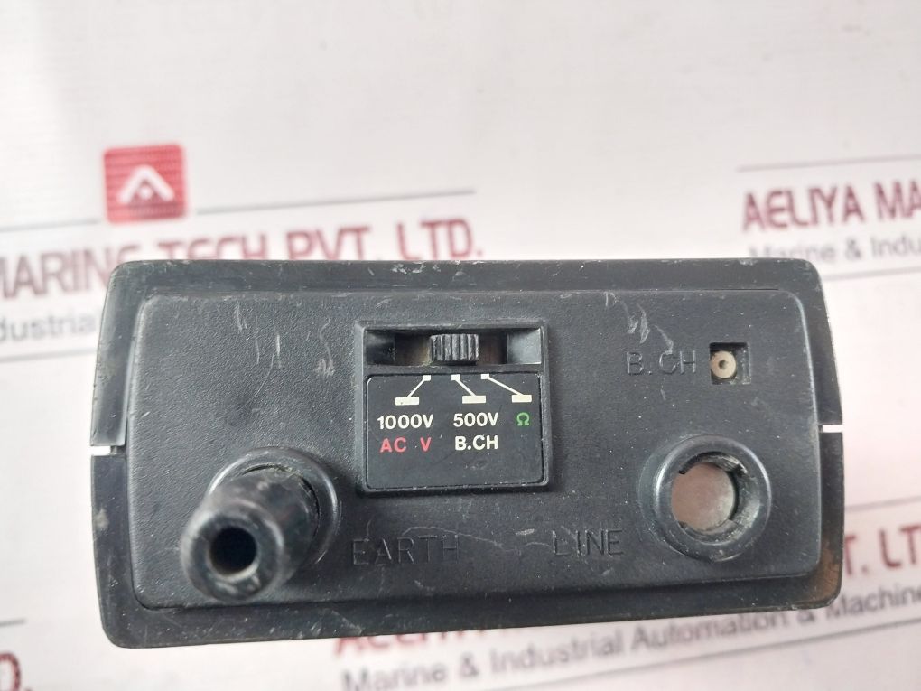 Hioki 3111-02 MΩ Hi Tester