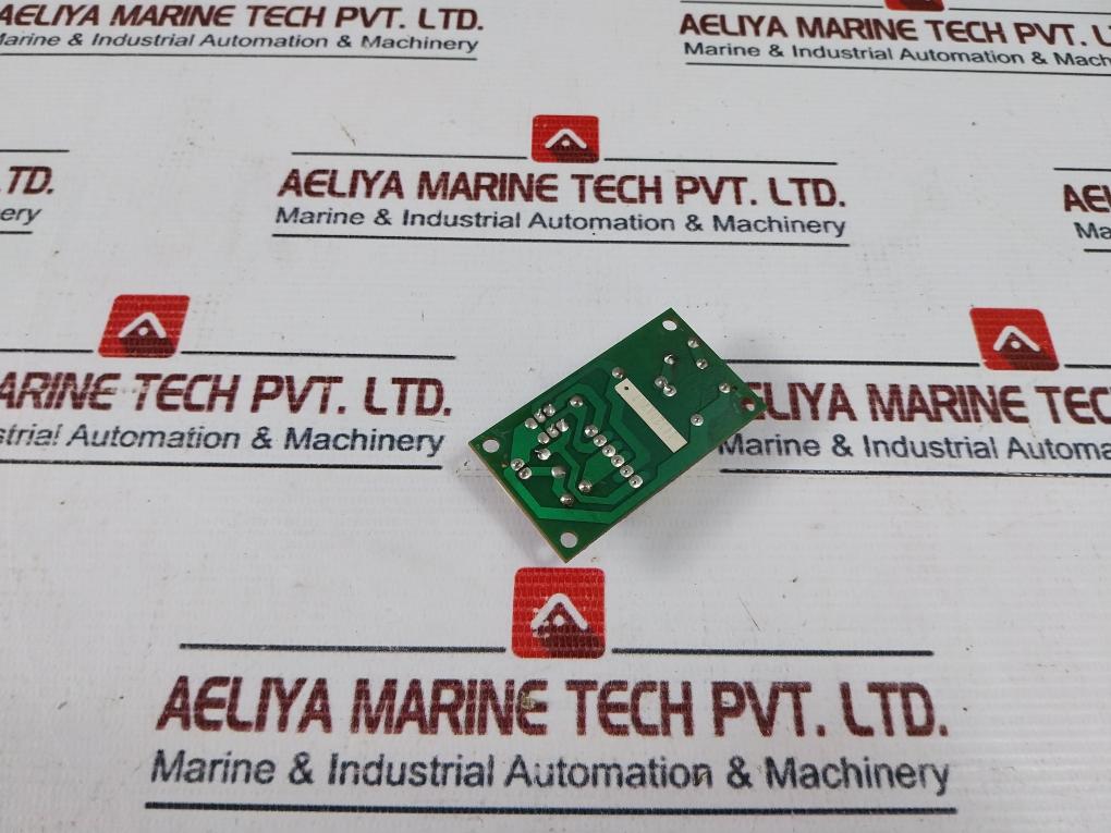 Hitachi Ik N9V0 Circuit Board S-10796A