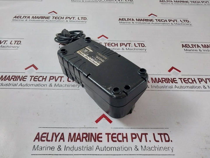 Hitachi Uc 18Ykl Battery Charger