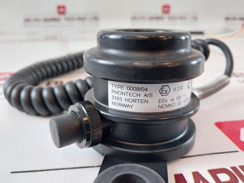 Holmberg 84-15-08027 Dynamic Hand-held Microphone