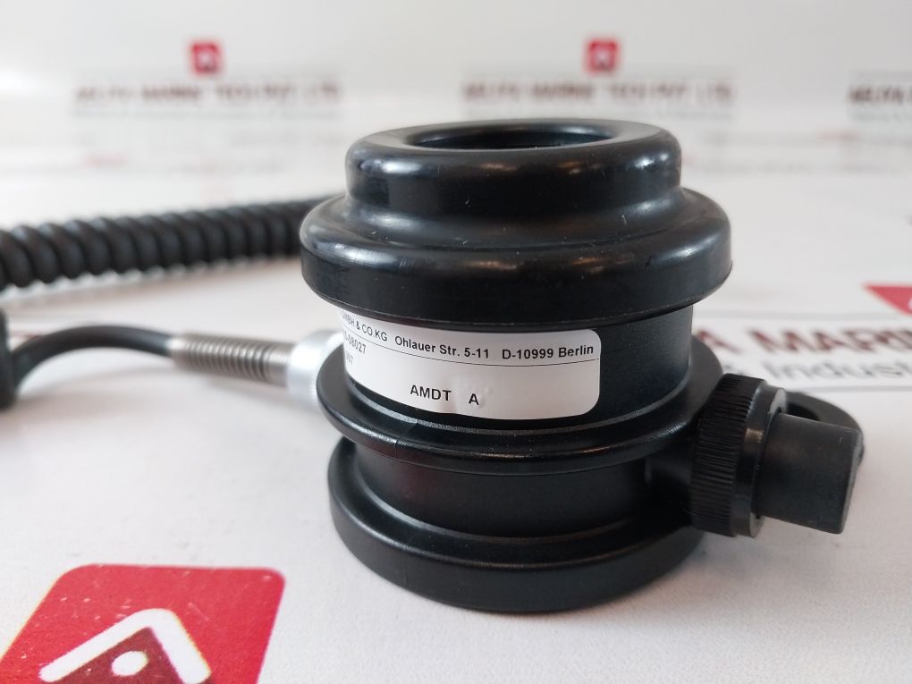 Holmberg 84-15-08027 Dynamic Hand-held Microphone