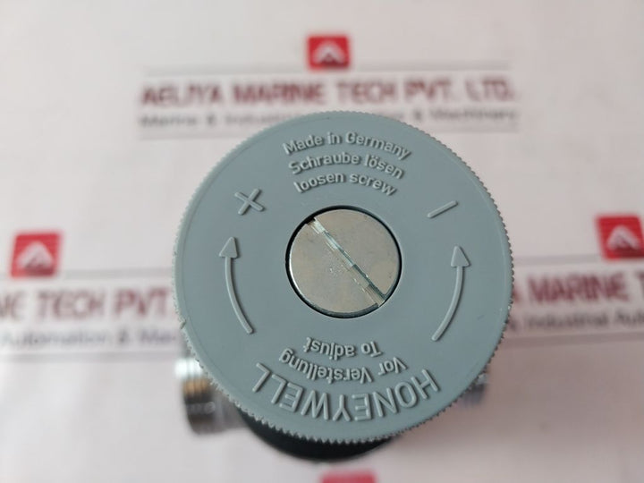 Honeywell /Westfalia 0018-1742-650 Pressure Reducing Valve D06 F-11/4