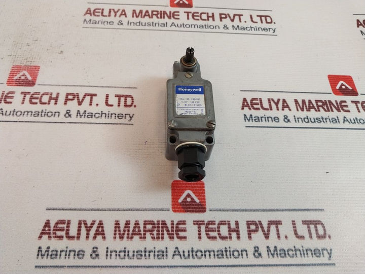 Honeywell 11Ls1-4C Limit Switch 10A-125 250Vac
