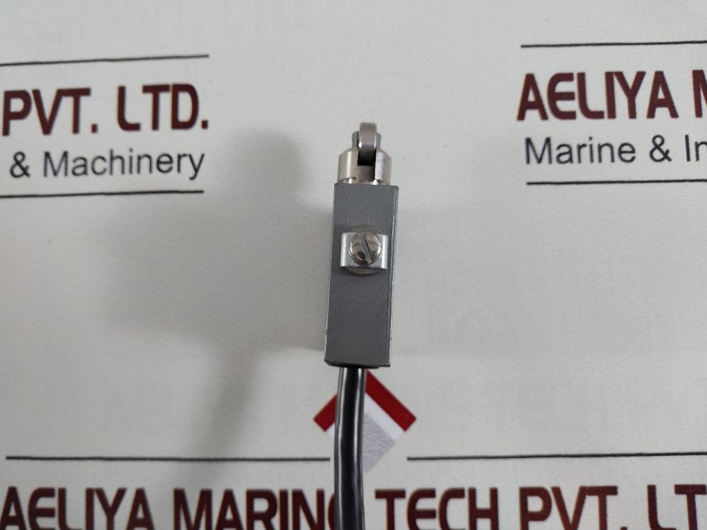 Honeywell 4Ce102-1Rs Explosion Proof Limit Switch 14Ce Series