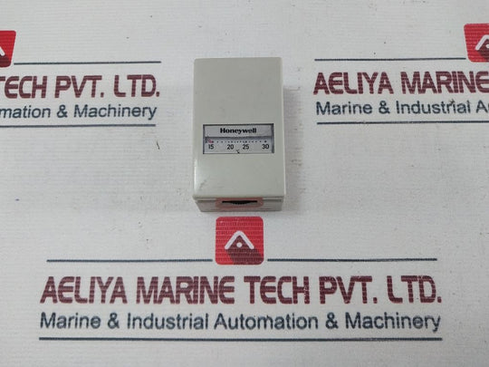 Honeywell 15-30°C Pneumatic Thermostat
