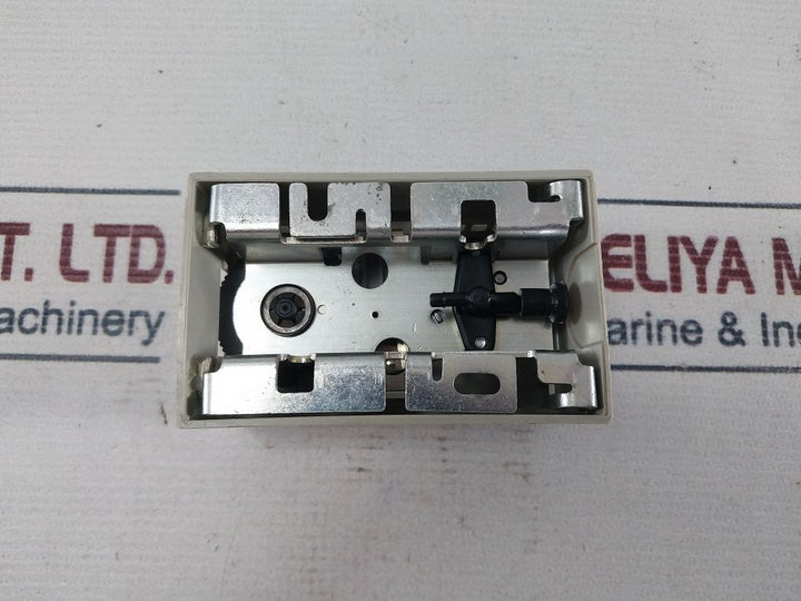 Honeywell 15-30°C Pneumatic Thermostat