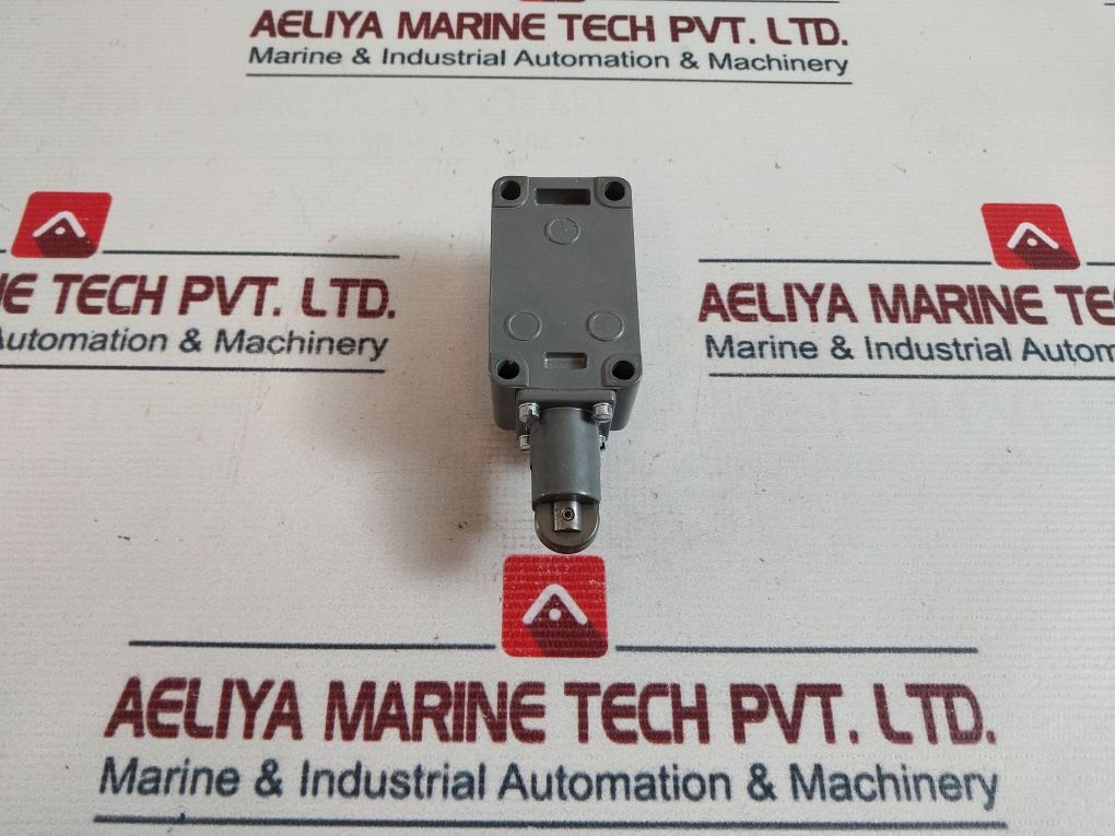 Honeywell 15Ls1-4C Limit Switch