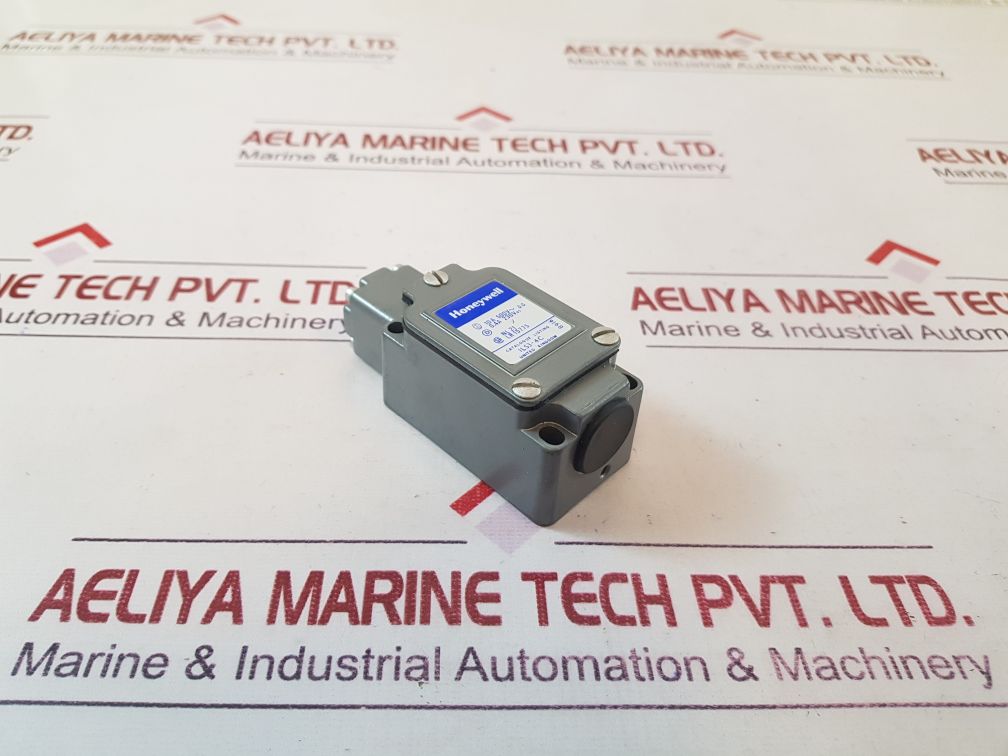 Honeywell 1ls3-4c limit switch