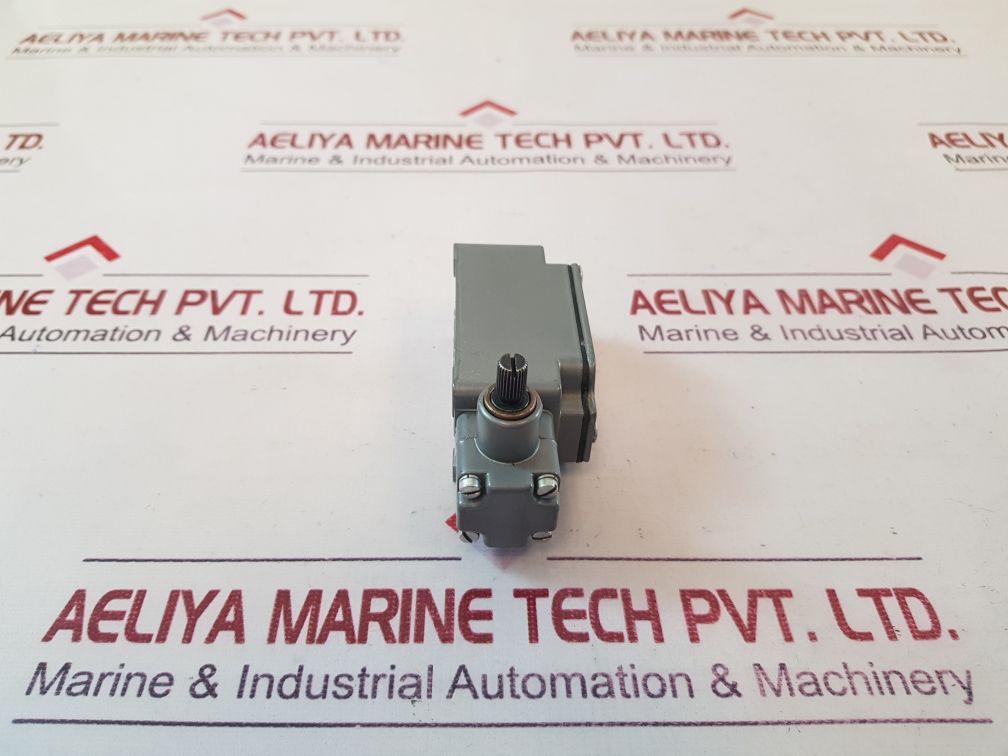 Honeywell 1ls3-4c limit switch