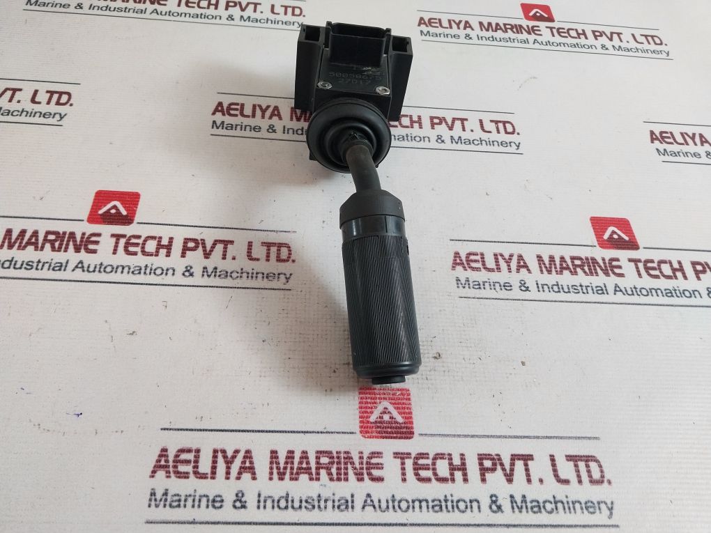 Honeywell 50061839 Lights And Wiper Control