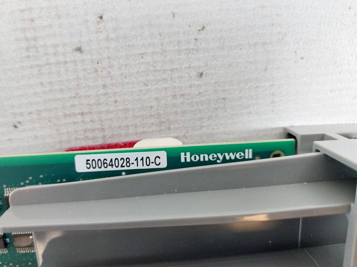 Honeywell 50064028-110-c Plc Module 50072021-001