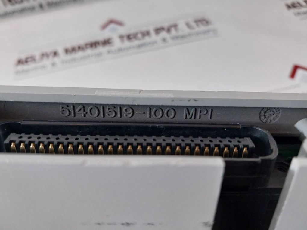 Honeywell 51201557-150 I/O Link Module