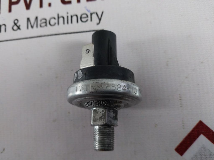 Honeywell 76584-10 Pressure Switch