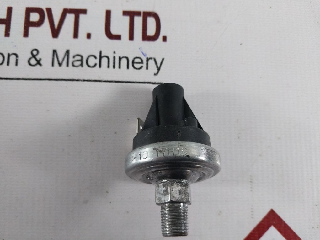 Honeywell 76584-10 Pressure Switch