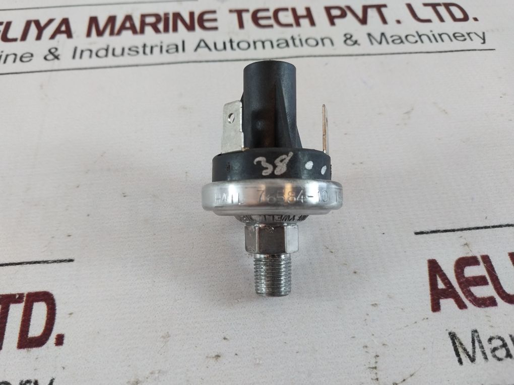 Honeywell 76584-10 Pressure Switch 