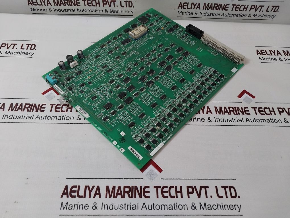 Honeywell 80363975-150 Hw: S Digital Output Module 80364452-100