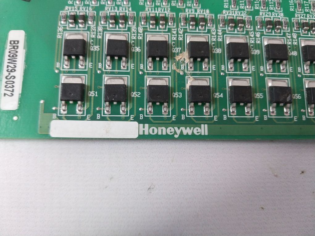 Honeywell 80363975-150 Hw: S Digital Output Module 80364452-100