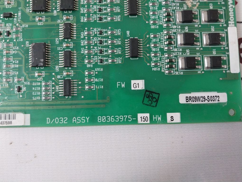 Honeywell 80363975-150 Hw: S Digital Output Module 80364452-100