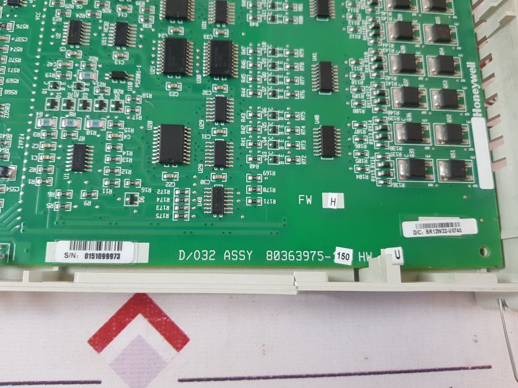 Honeywell 80363975-150 Digital Output Module