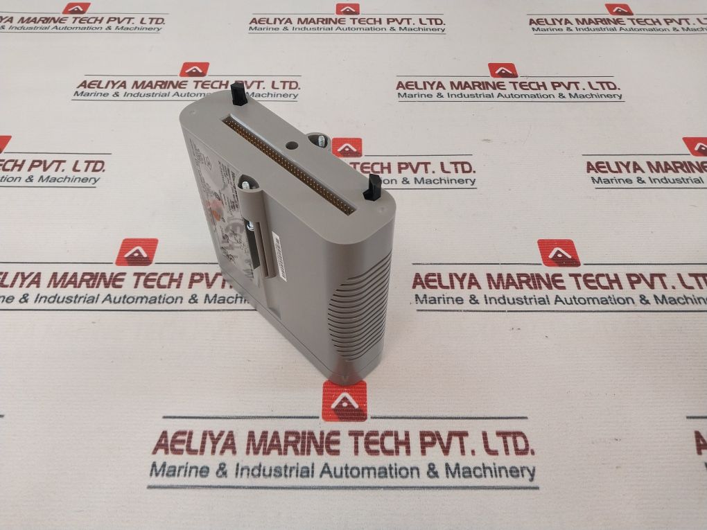 Honeywell 8C-paona1 Analog Output Module
