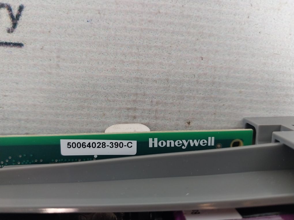 Honeywell 900C75S-0360-00 Controller 50064028-390-c