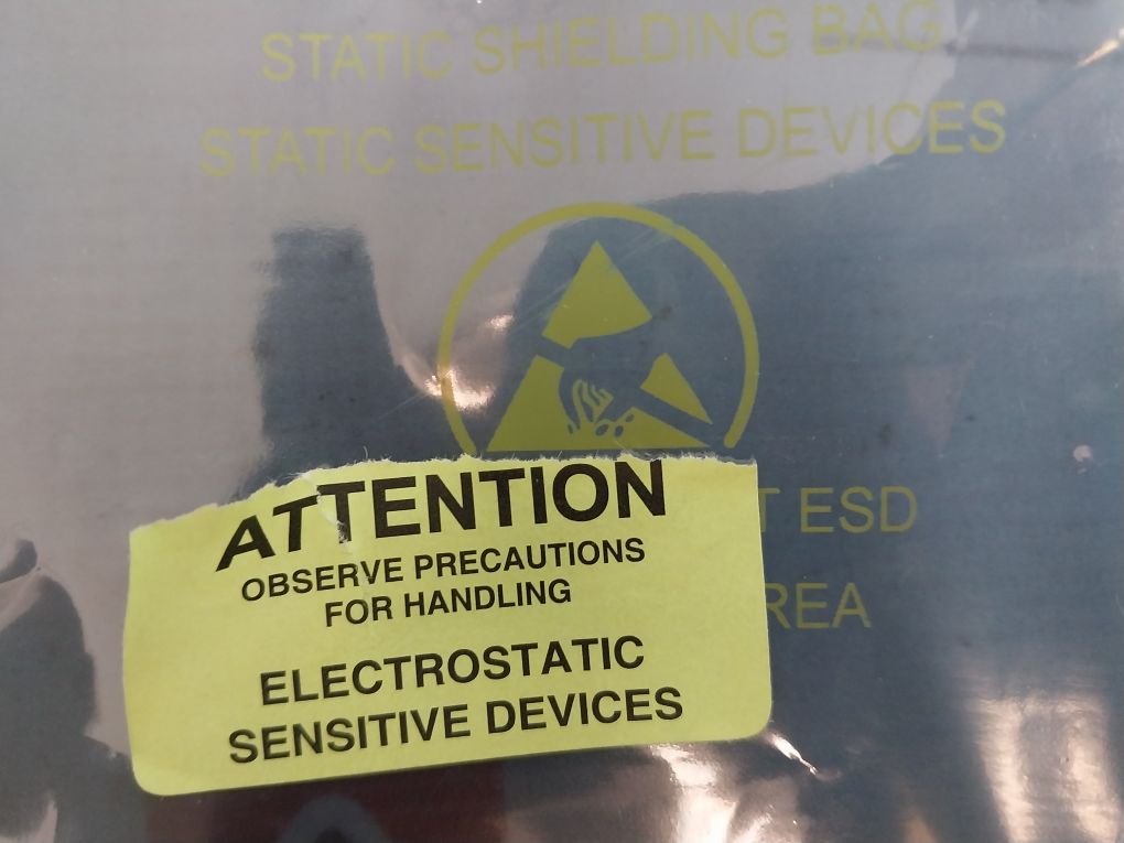 Honeywell 900C75S-0360-00 Controller 50064028-390-c