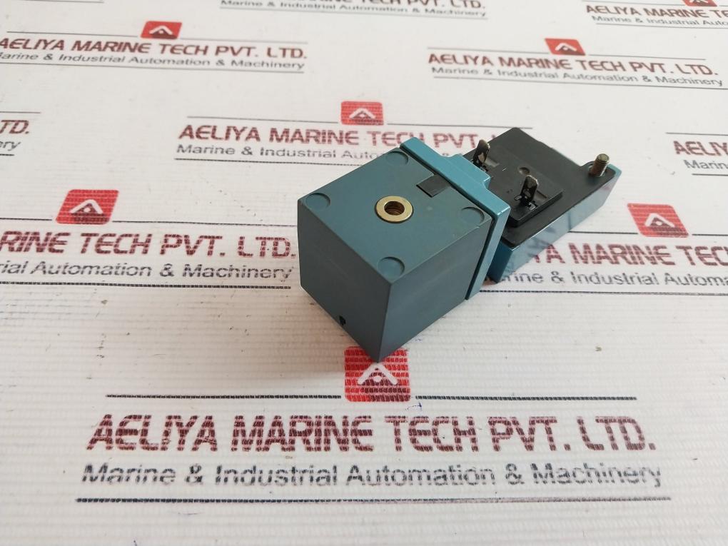 Honeywell 923H26Q-a7T-l Micro Switch 20…250 Vac 45…65 Hz