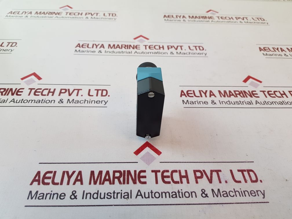 Honeywell Bze6-2Rn-s Micro Limit Switch