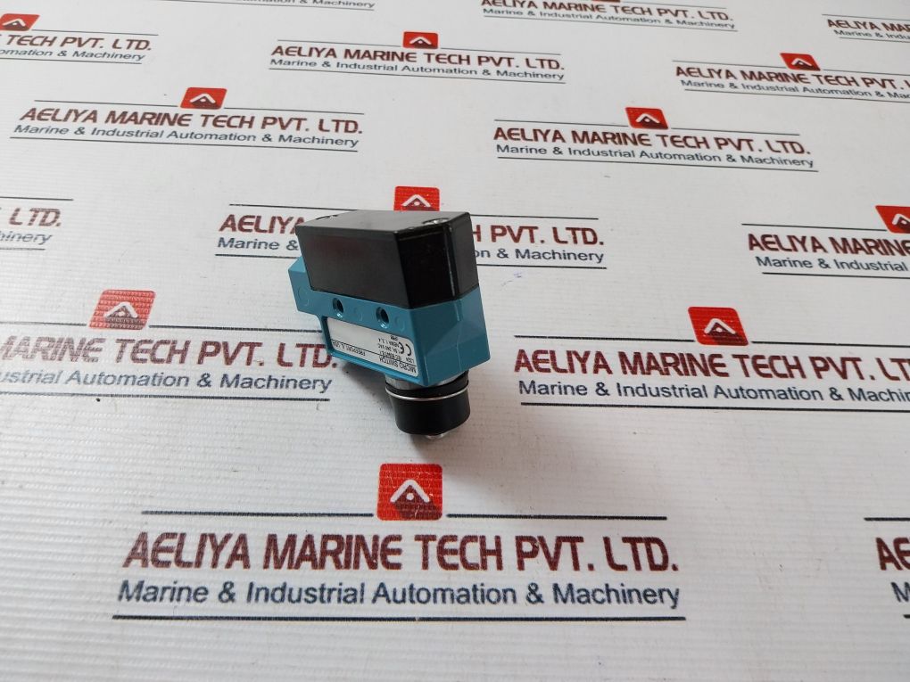 Honeywell Bze6-2Rn-s Micro Limit Switch 1.5A 240Vac