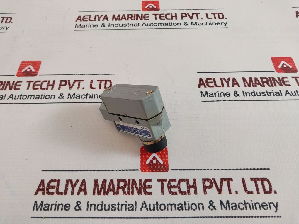 Honeywell Bze6-2Rn Limit Switch 2A-600 Vac