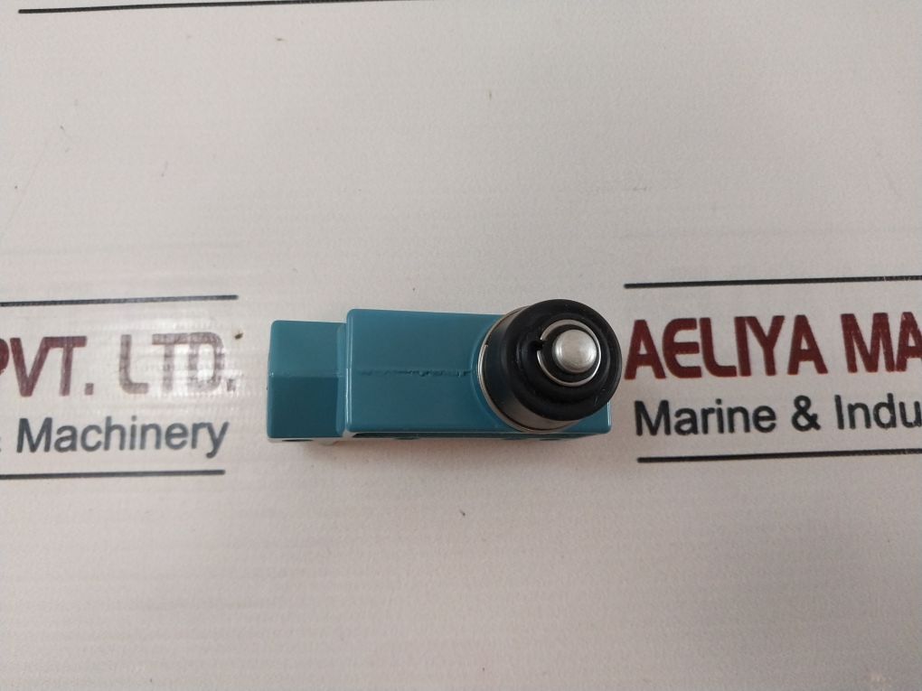 Honeywell Bze6-rn Micro Limit Switch 1.5A, 240 Vac