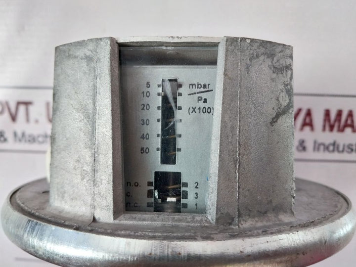Honeywell C6045D1019 Gas And Air Pressure Switch