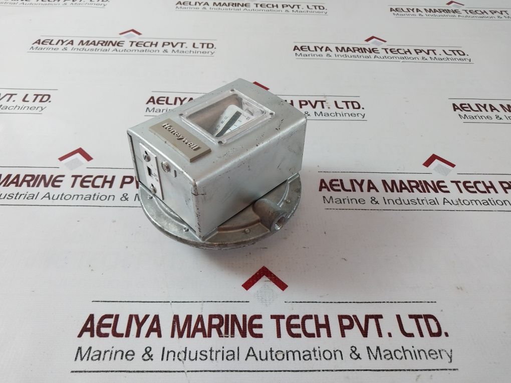 Honeywell C645A 1022 Pressure Switch