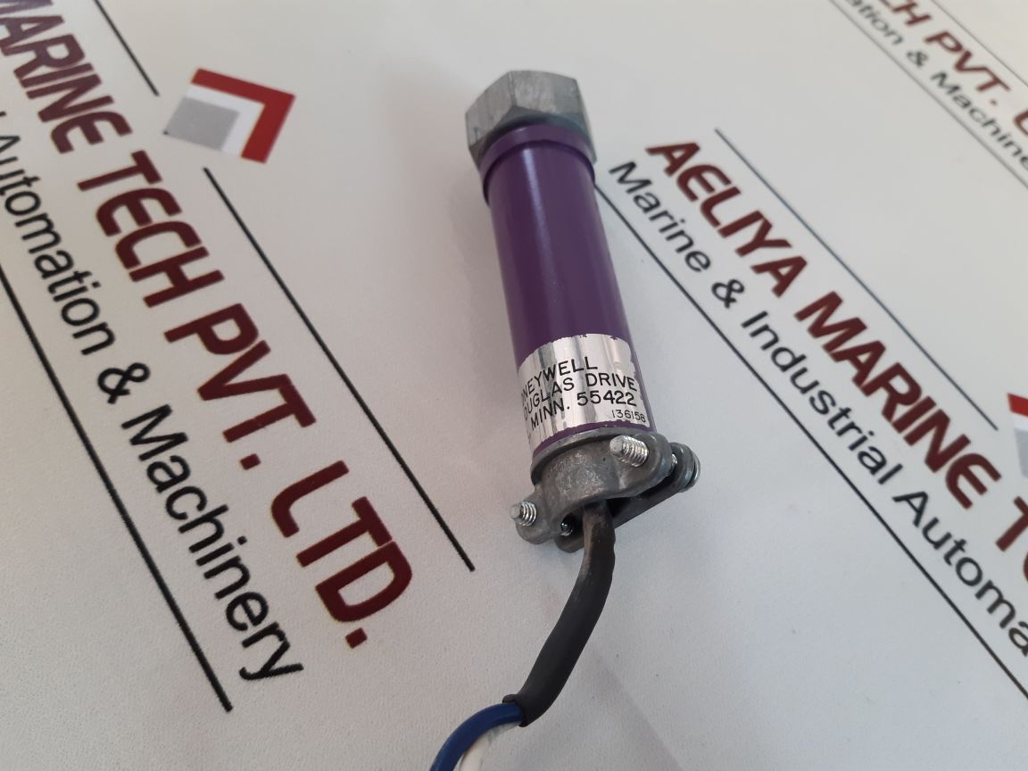 Honeywell C7027A1056 U.V. Sensor

