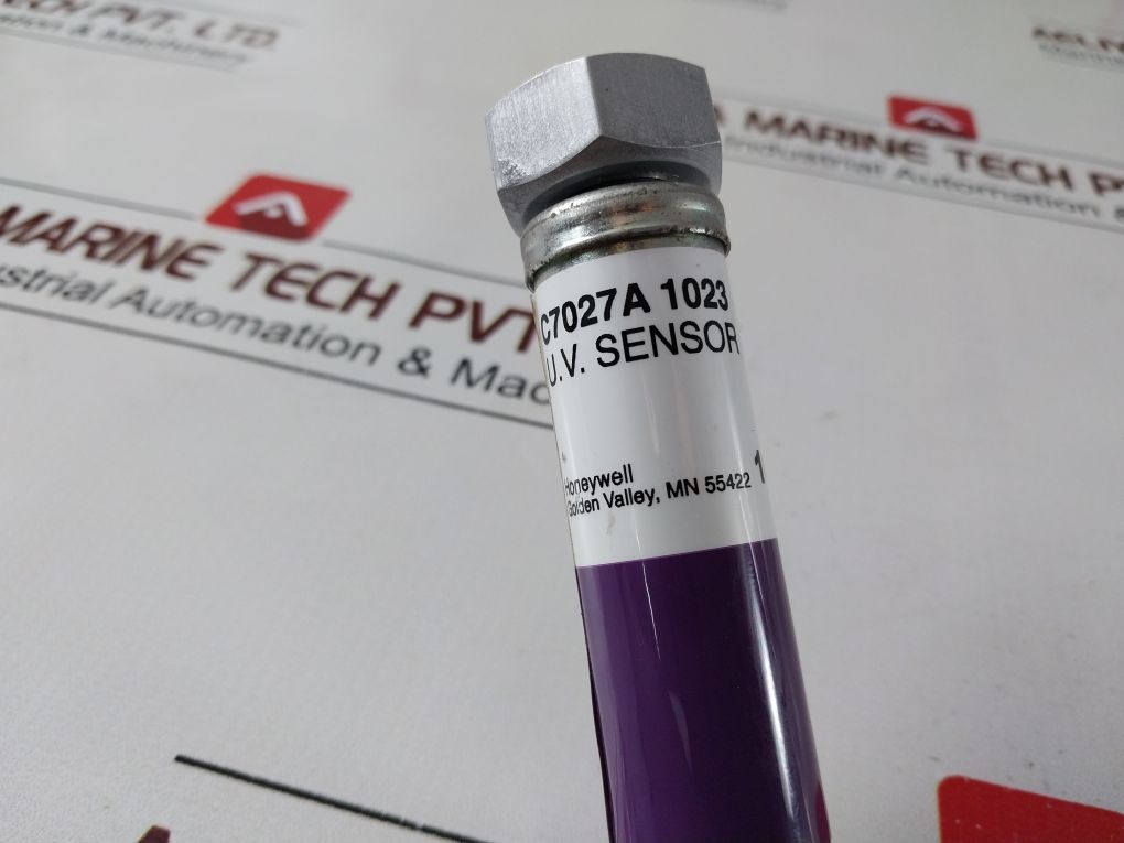 Honeywell C7027A 1023 U.V. Sensor Rev.B
