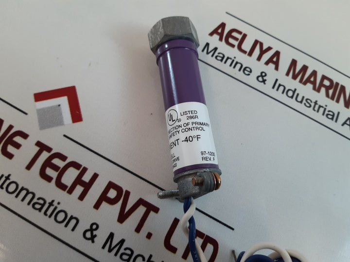 Honeywell C7027A 1031 Minipeeper Ultraviolet Flame Detectors
