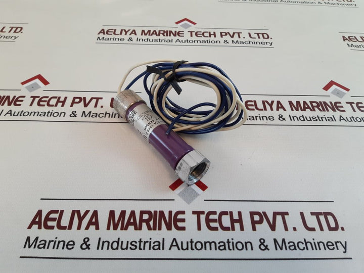 Honeywell C7027A 1049 Mini-peeper U.V. Sensor
