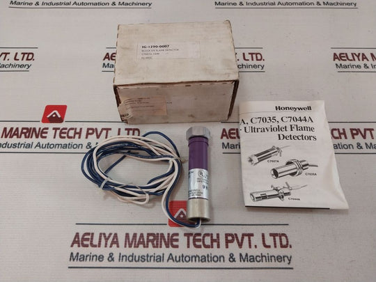 Honeywell C7027A 1049 Ultraviolet Flame Detectors