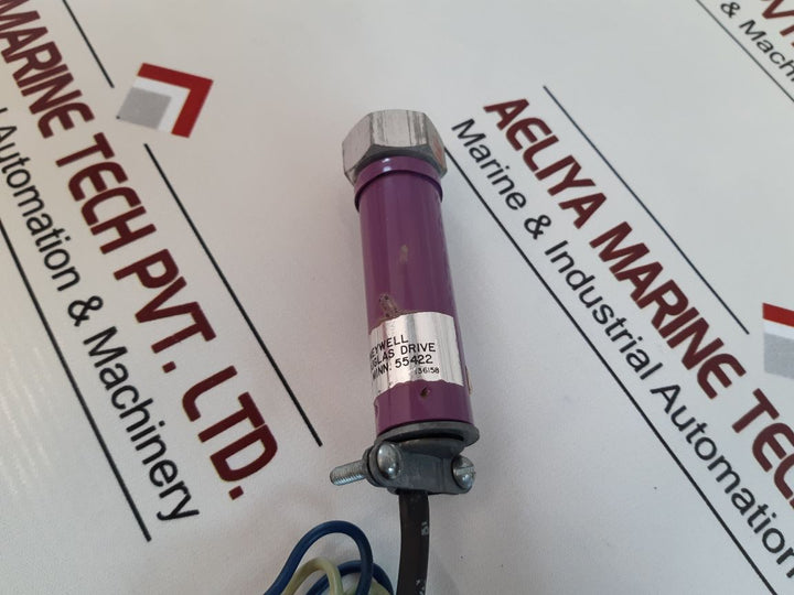 Honeywell C7027A 1056 Mini-peeper U.V. Flame Detector
