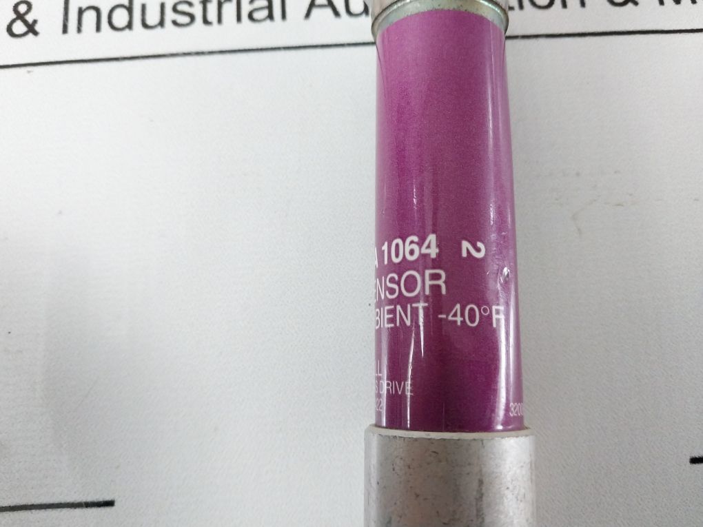 Honeywell C7027A 1064 Flame Detector U.V. Sensor